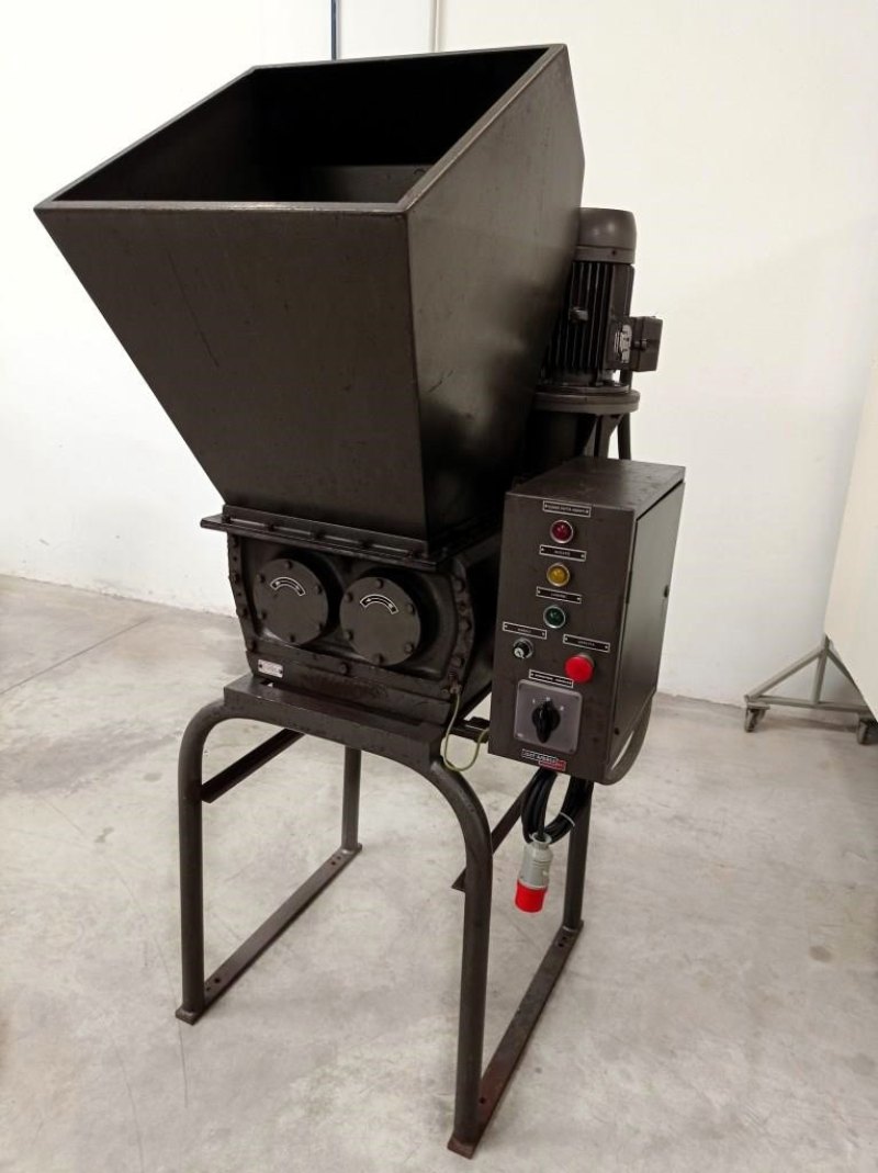 TRITURATORE INDUSTRIALE – SANT’ANDREA – MOD. G405