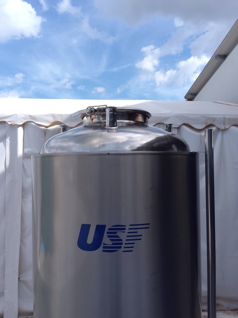 SERBATOIO IN ACCIAIO INOX INCAMICIATO 1000L – USF