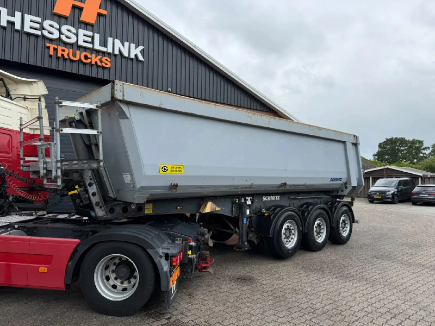 Schmitz Cargobull SKI 24 7.2 27 m³ Hardox Steel SAF Disc Brakes NL Trailer APK/TÜV 06-2027 - 1