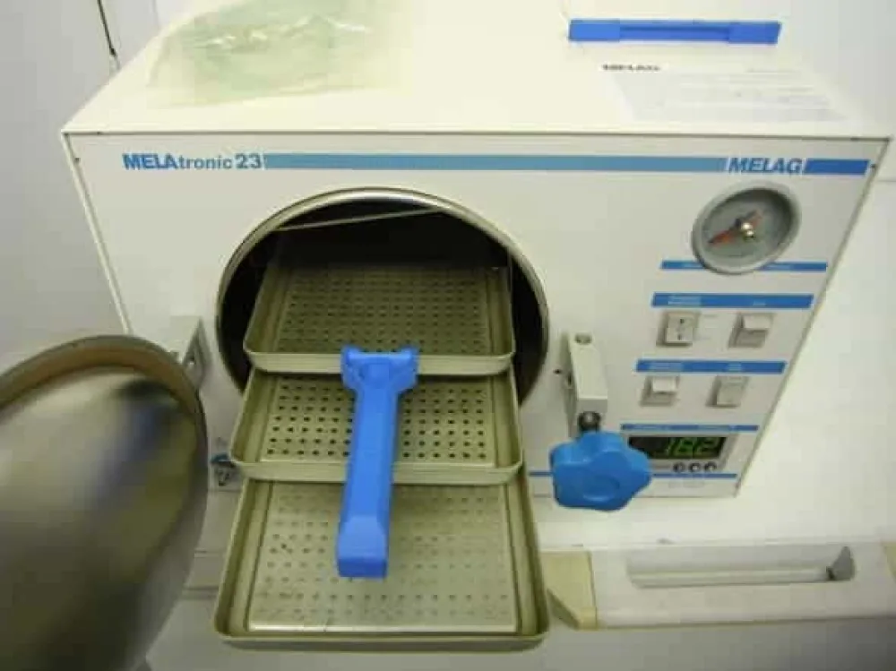 Melag MELAtronic 23 Stoom Sterilisator