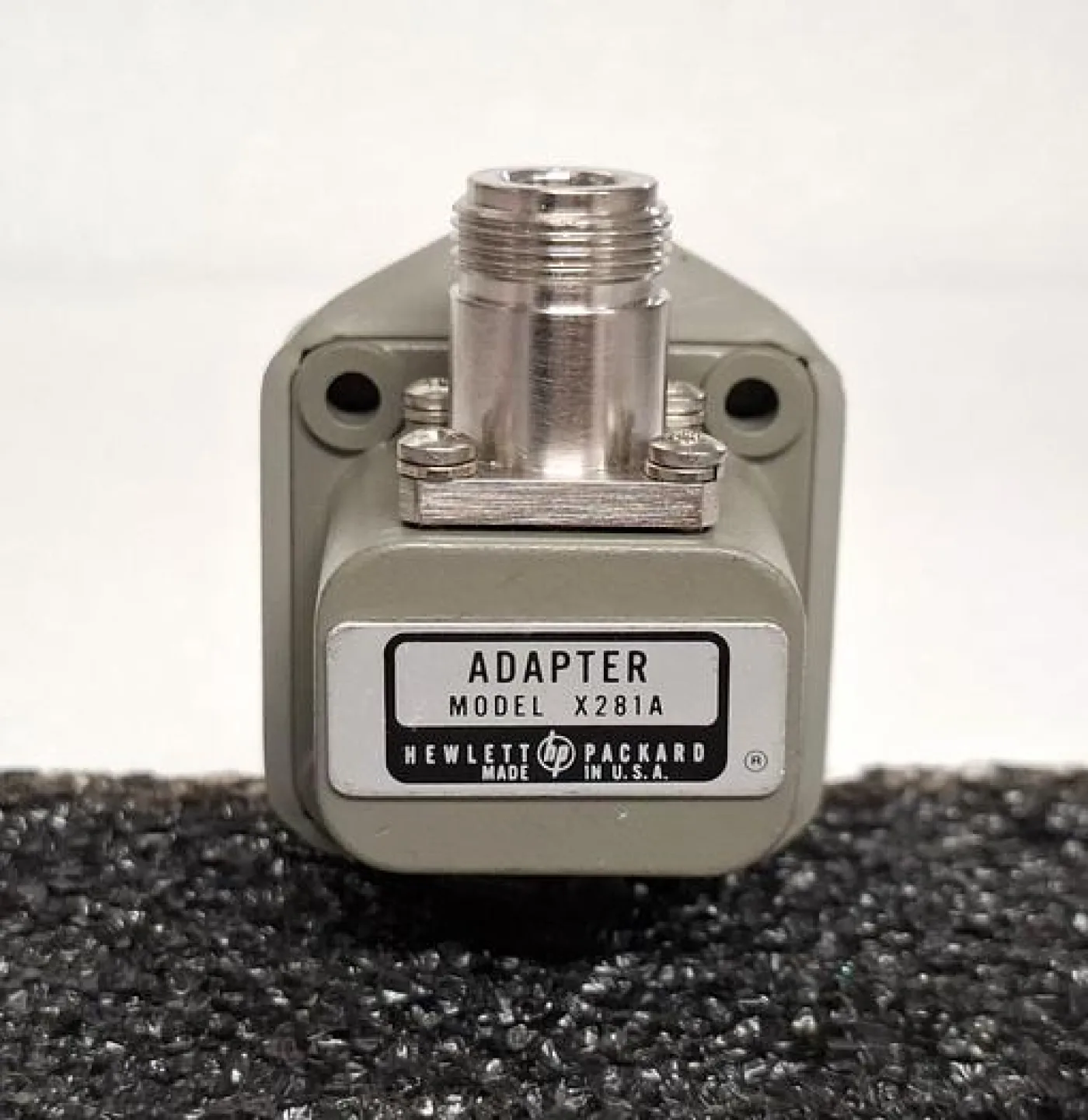 Keysight / Agilent X281A Waveguide to Type-N (f) Adapter - 6