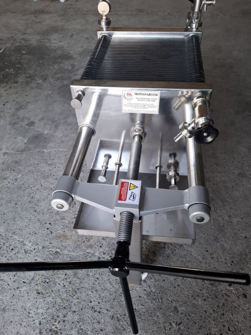 SEITZ ZENIT V FILTER MODEL 40X40 WITH 30 PLATES, SECOND HAND MACHINE