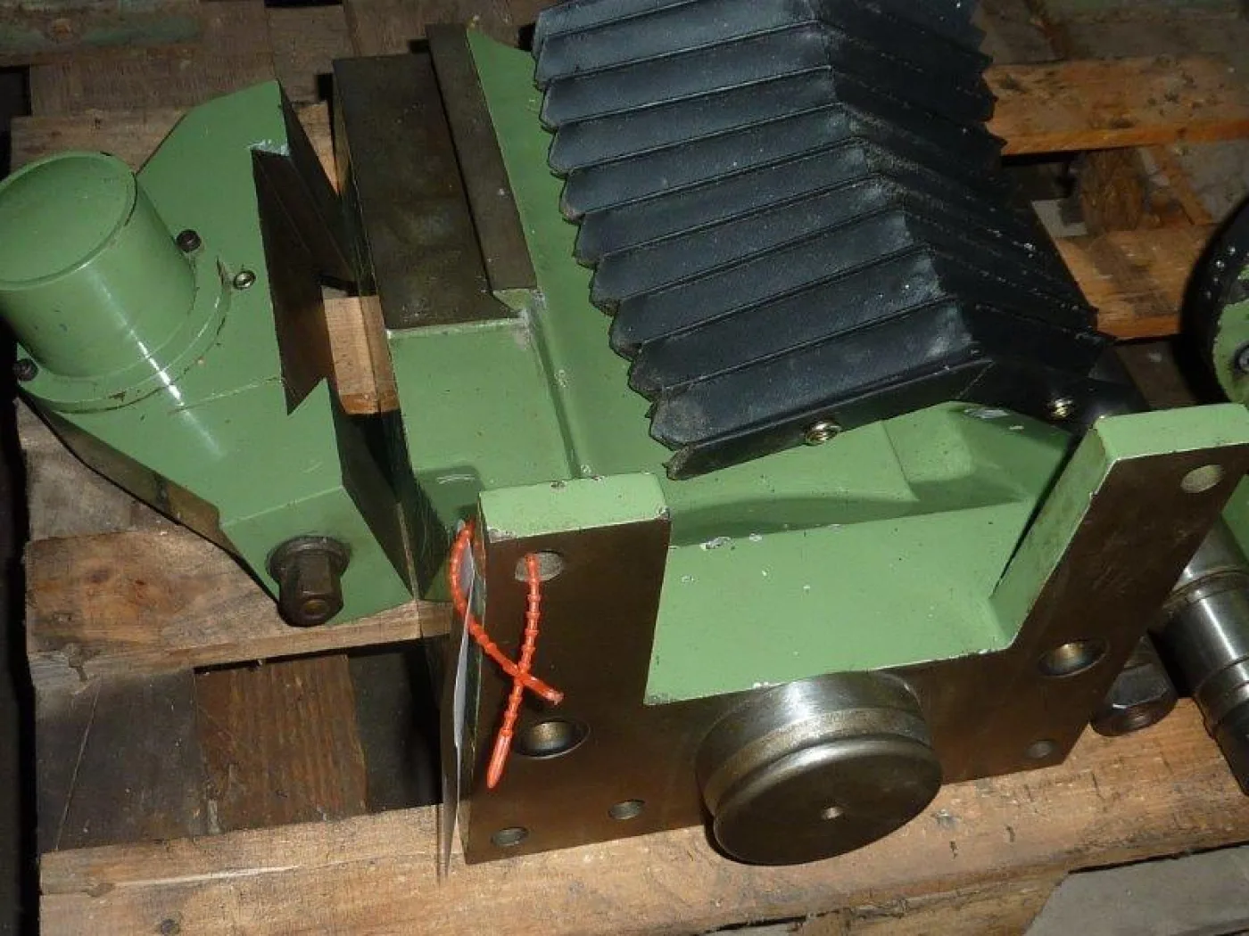 UWF 700 HERMLE 1986 - 6