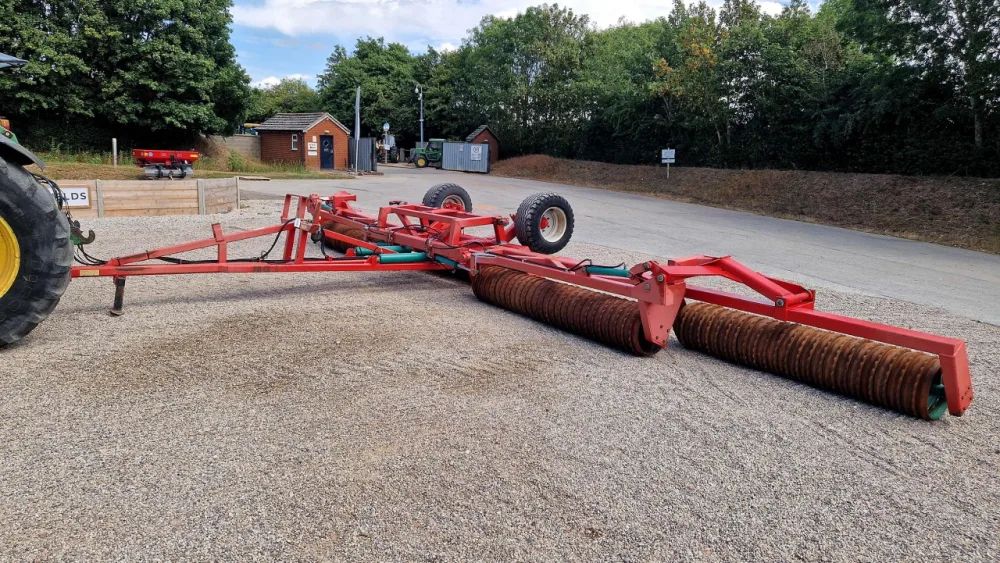 2009 Kverneland Actiroll 1230 12m horizontal fold rolls