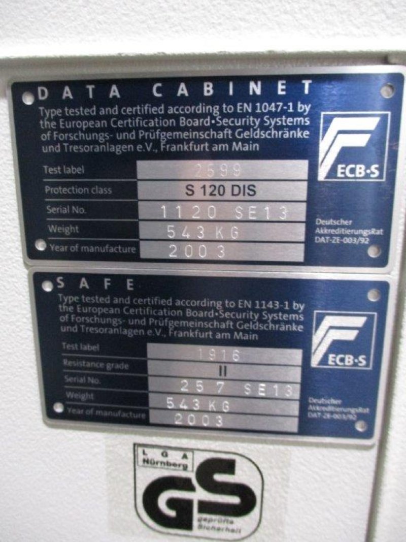 SE 13 Datensafe Tresor SYSTEC 2003
