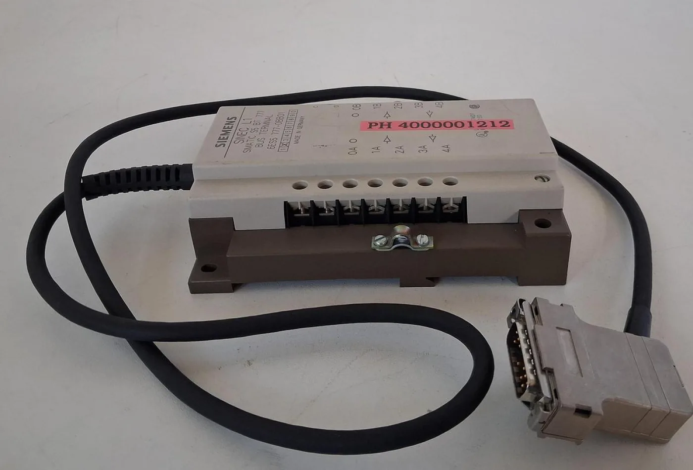 Siemens SIMATIC S5 BT 777 Bus Terminal 6ES5 777-0BB01 - 1