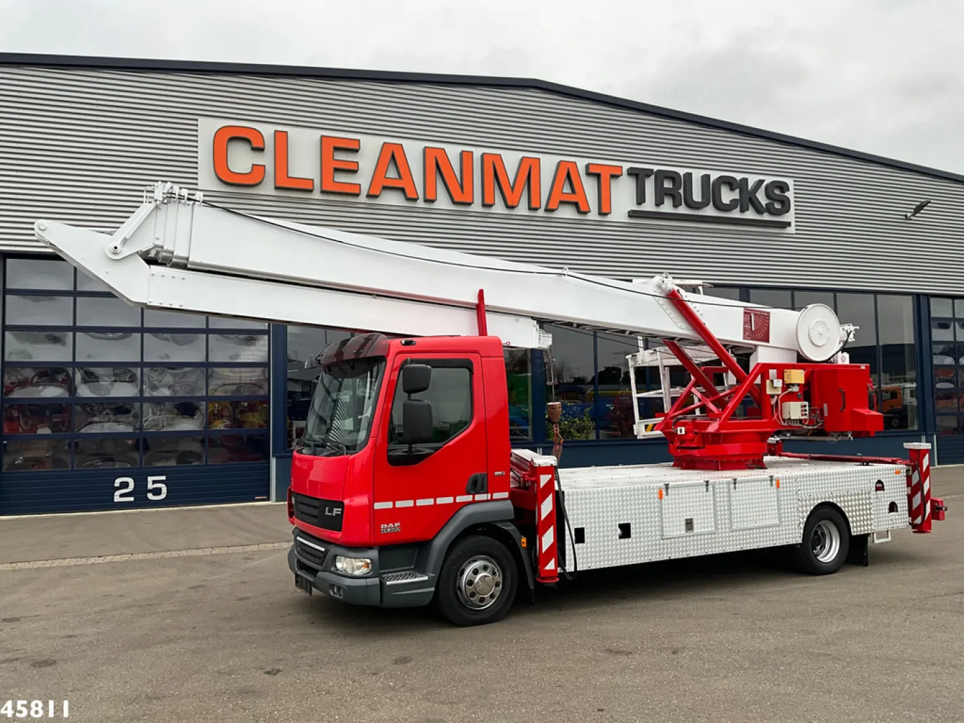 DAF FA 45 CF 220 Klaas 34 meter Dachdeckerkran - 1