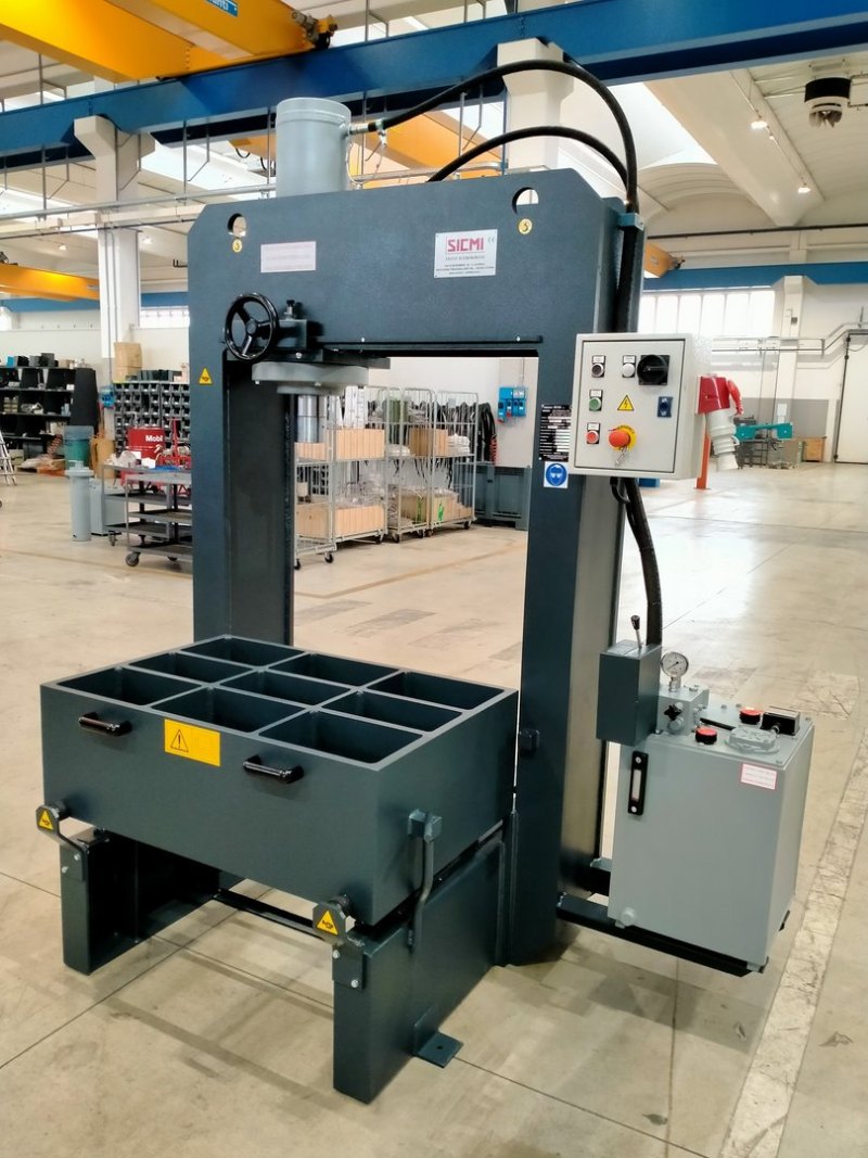Hydraulische Werkstattpresse PBM 100 M