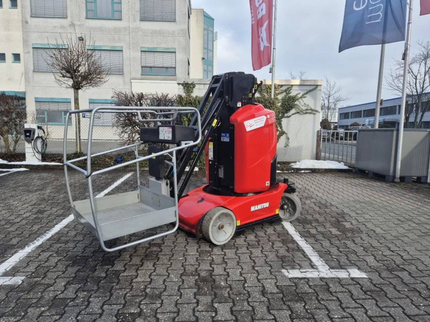 Manitou 100 VJR - 1