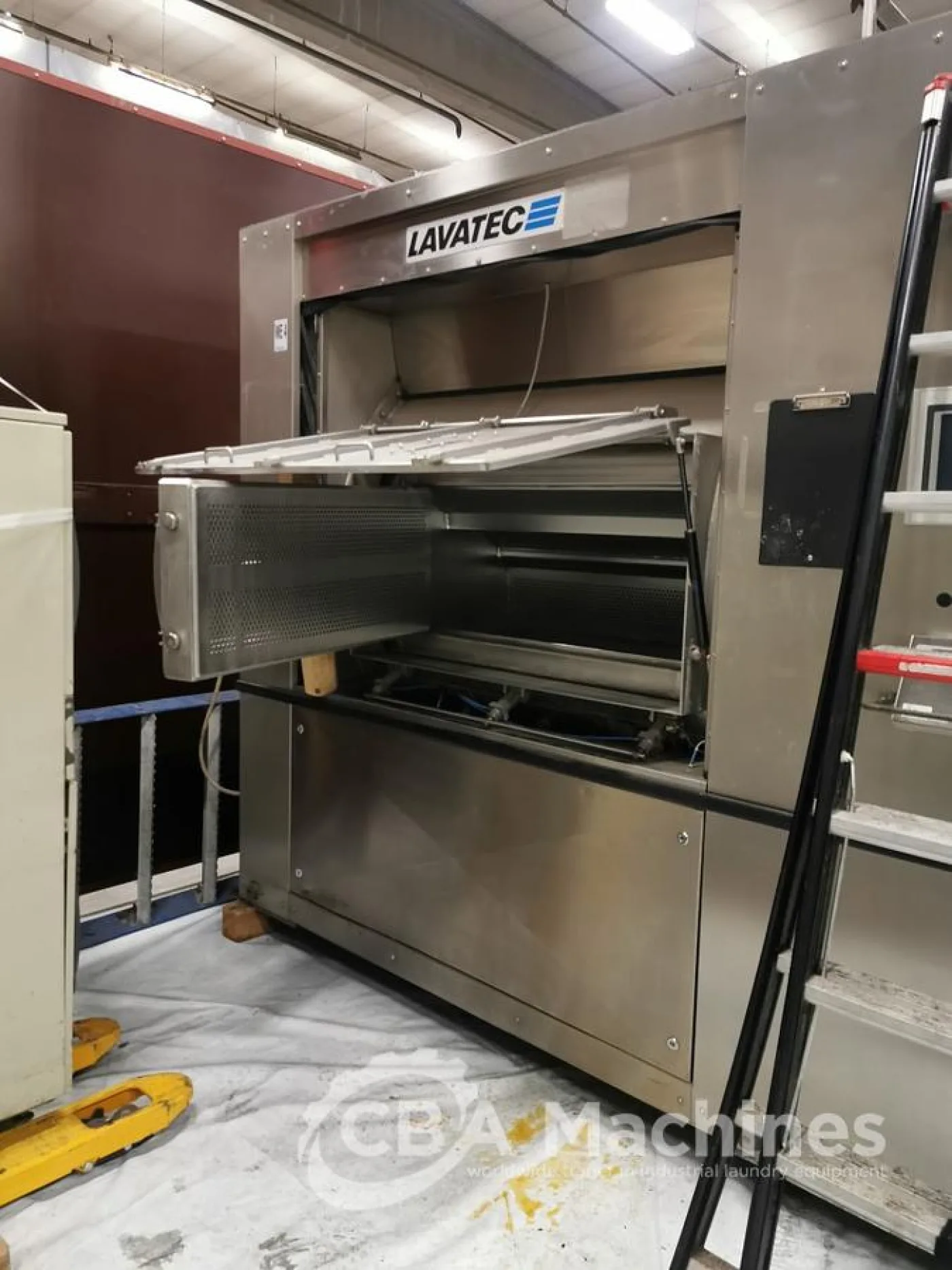 2004 Washer Extractor Lavatec LX355 - 240kg - 2