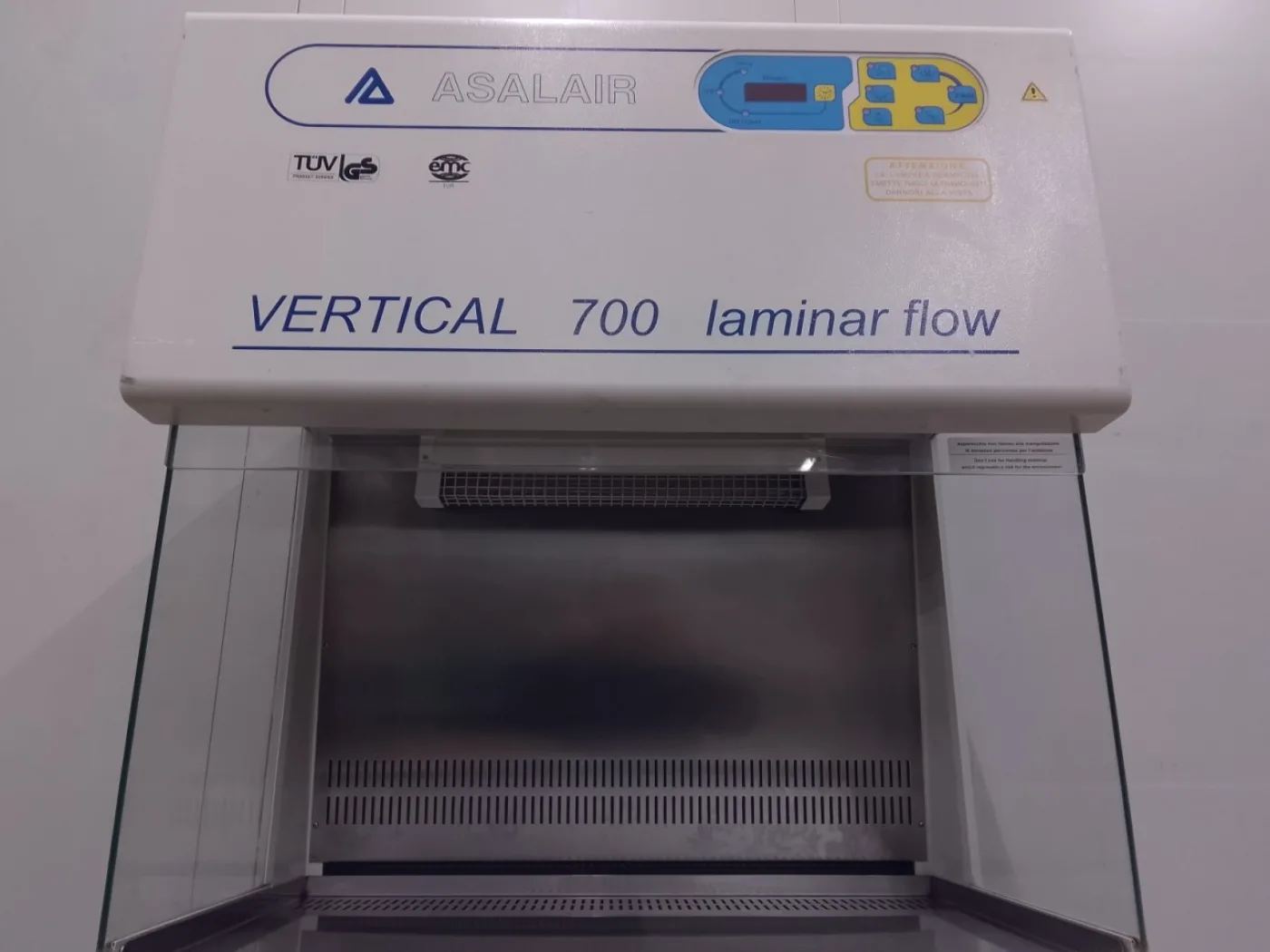 CAPPA A FLUSSO LAMINARE VERTICALE – ASAL – MOD.VERTICAL 700 - 4