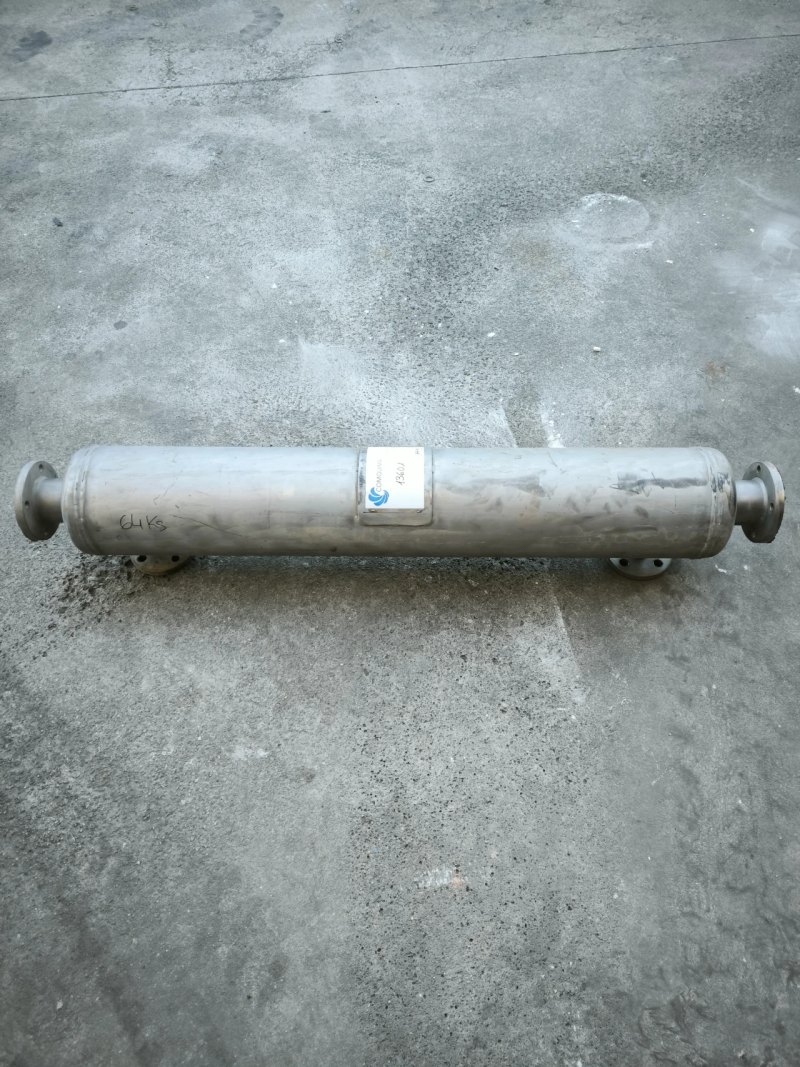 3 M2 STAINLESS STEEL TUBULAR HEAT EXCHANGER