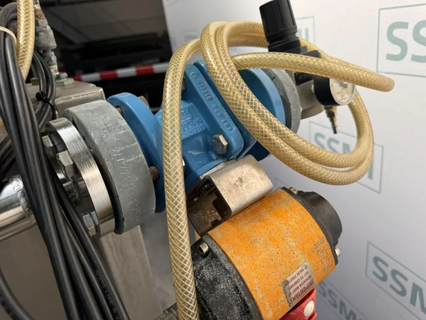 DEC Mobile Floodgate - 7