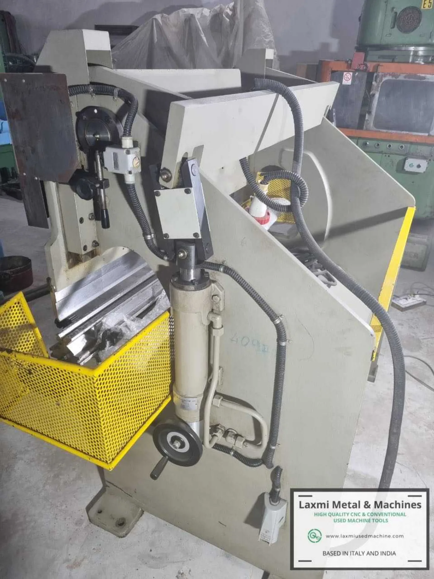 BENDING MACHINE, OMAG - 1500 - Laxmi Metal & Machines, Rohtak - 6
