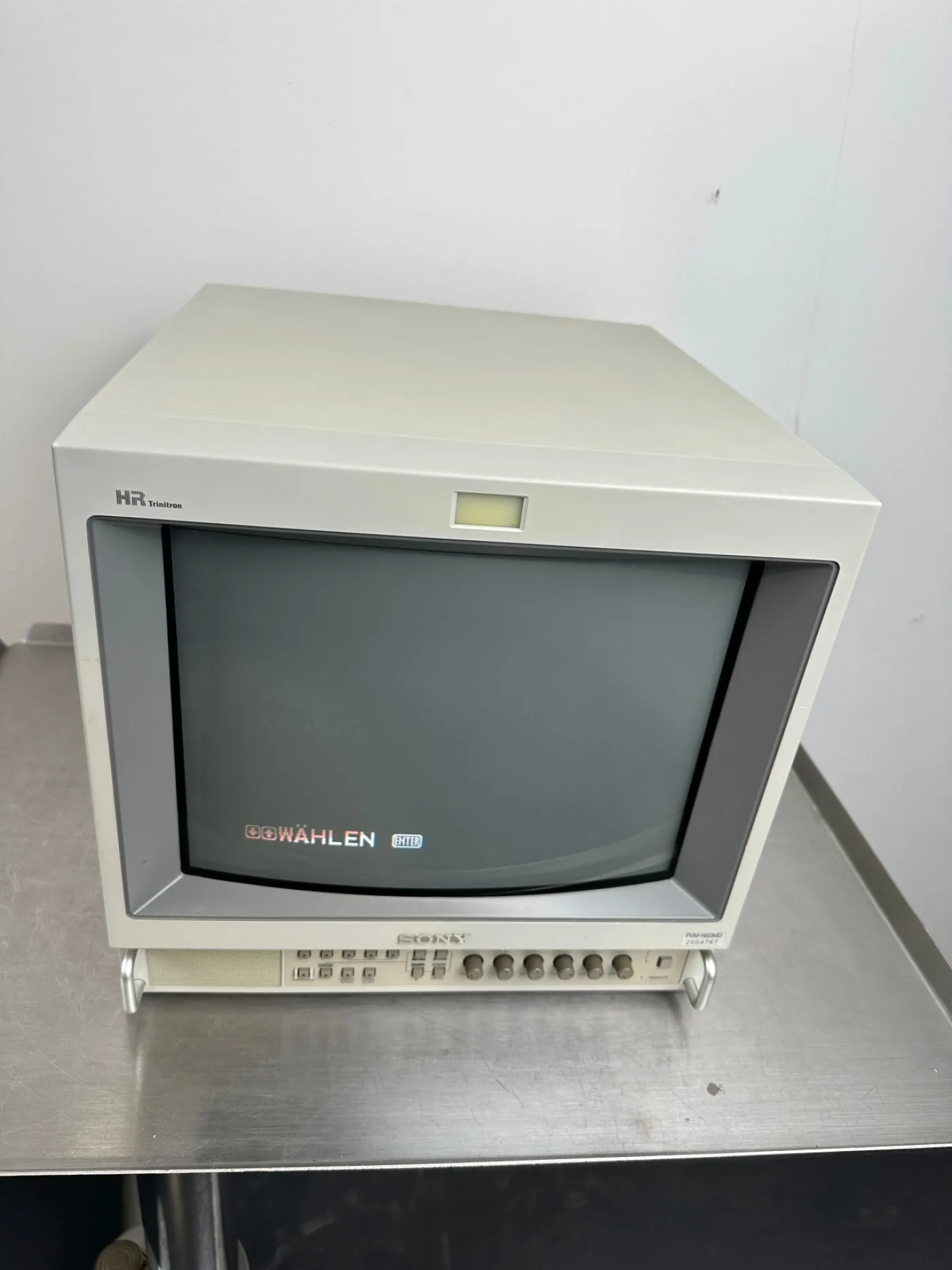 Sony PVM-1453MD Monitor - 1