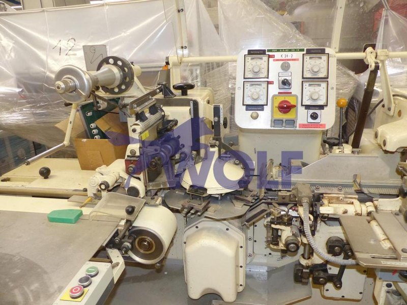 Riegelpackmaschine SIG - Type DSR mit Siegelstation.