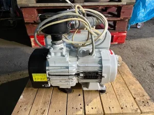 Leybold Vacuum Pump