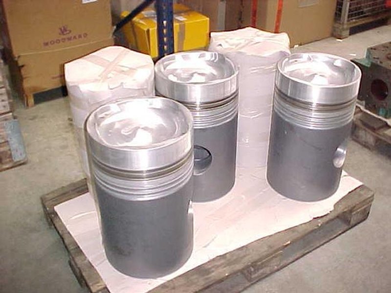PISTONS MAK MU452AK / MU453AK