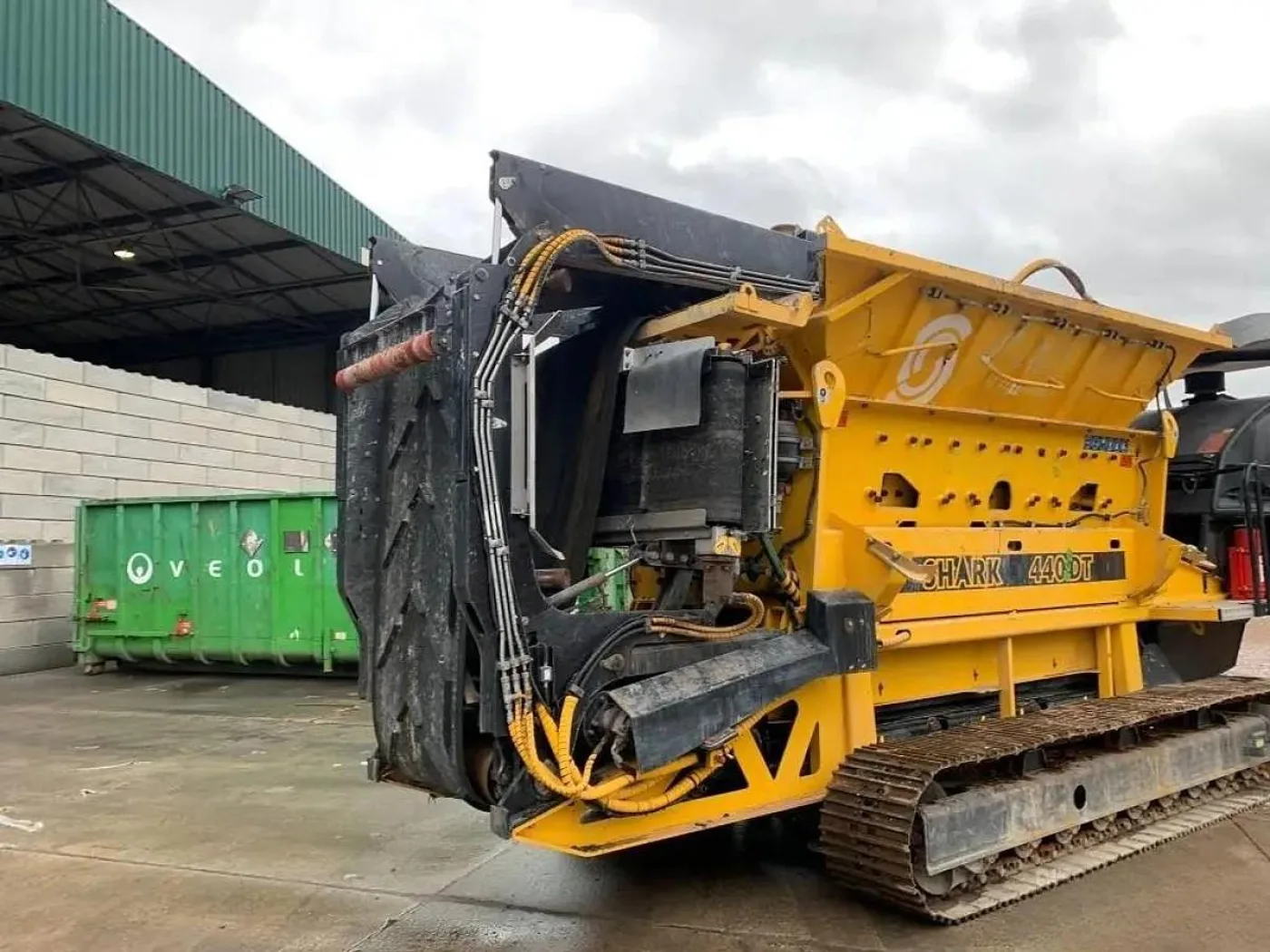2021 TANA Shark 440DT Eco Slow Speed Shredder - 8