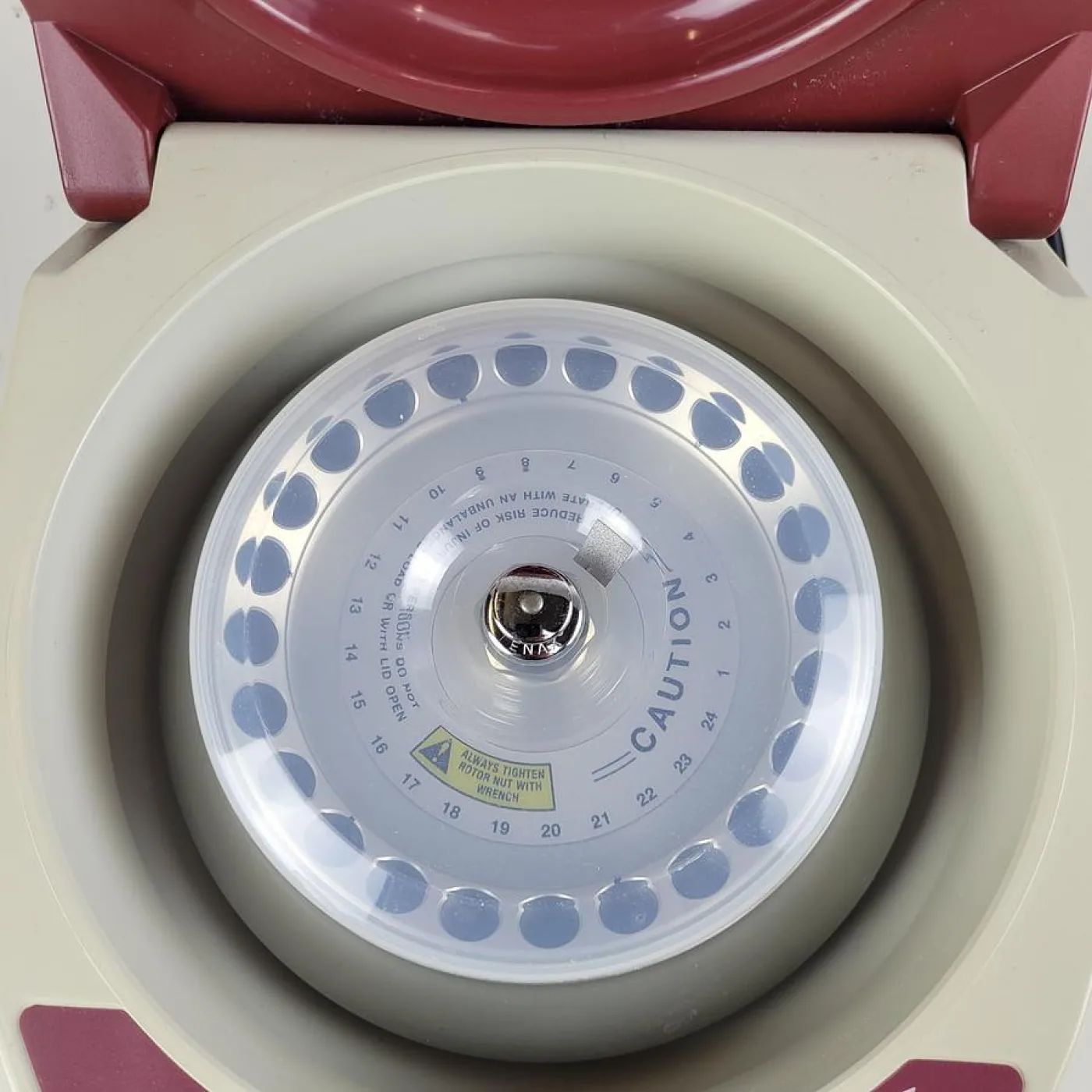 Labnet Spectrafuge 24D centrifuge - 4