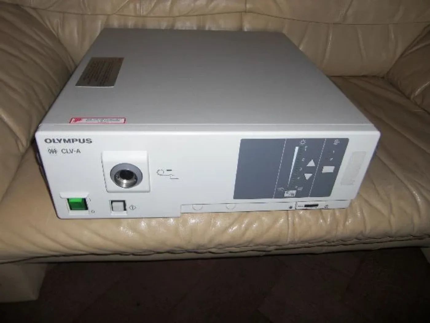 Olympus CLV-A Endoskopie Kaltlichtquelle (Xenon) - 1