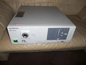 Olympus CLV-A Endoskopie Kaltlichtquelle (Xenon)