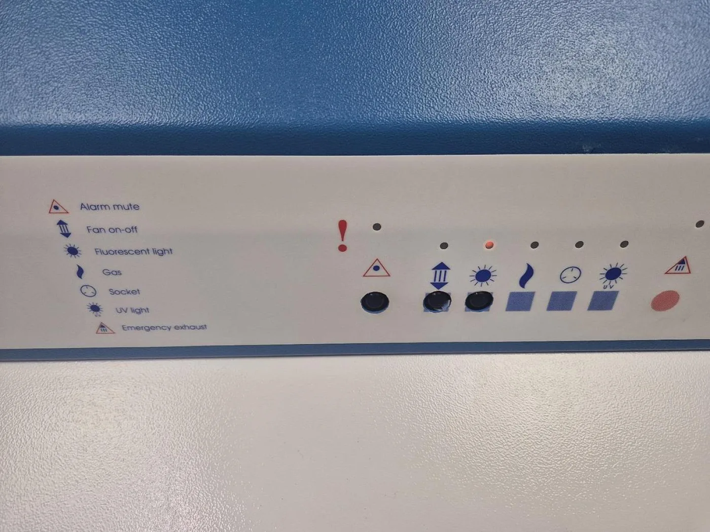 ICN Biomedicals Flow Gelaire BSB Class 2 Safety Cabinet - 7