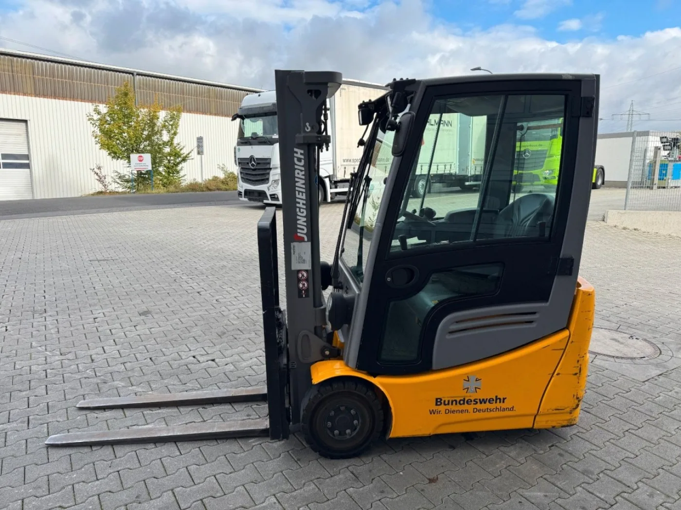 Jungheinrich EFG 215 / Triplex: 4.25m! / SS / nur 716h! - 6