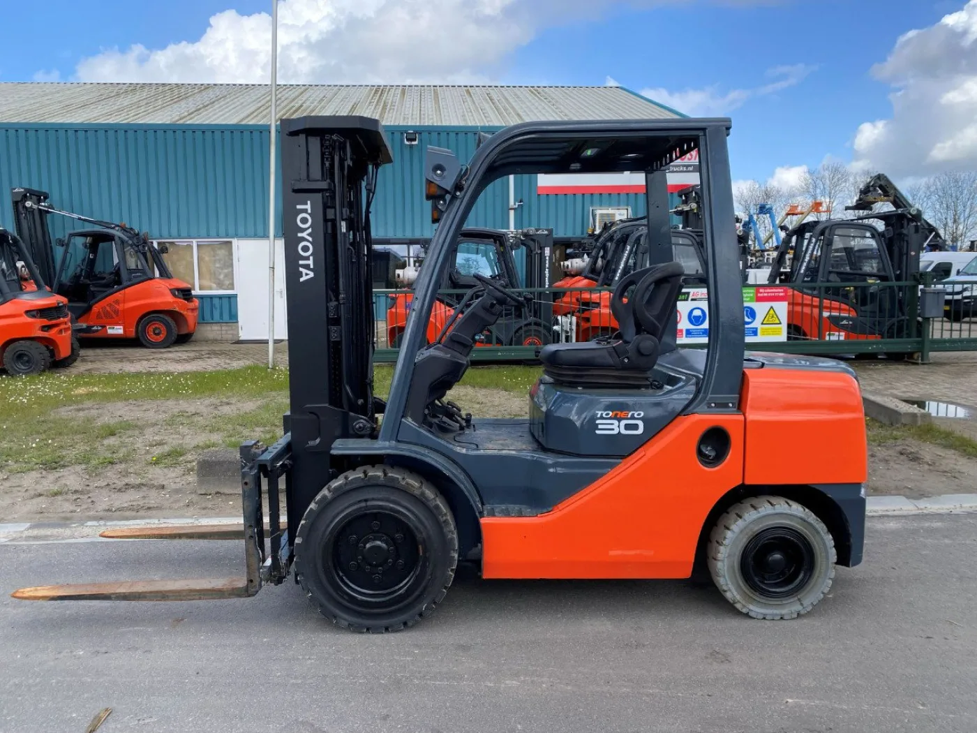 Toyota 02-8FDF30 - 2