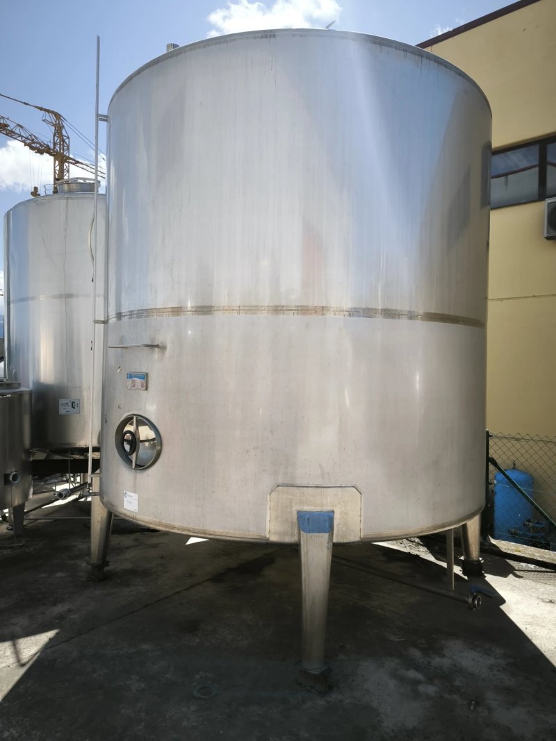 STAINLESS STEEL TANK 20,000 LITERS