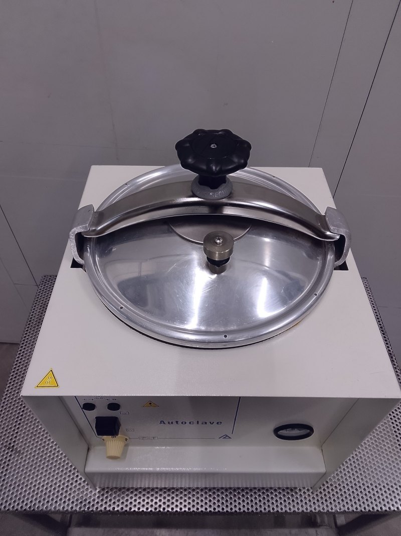 AUTOCLAVE DA BANCO DA 15 LT – ASAL – MOD. 760