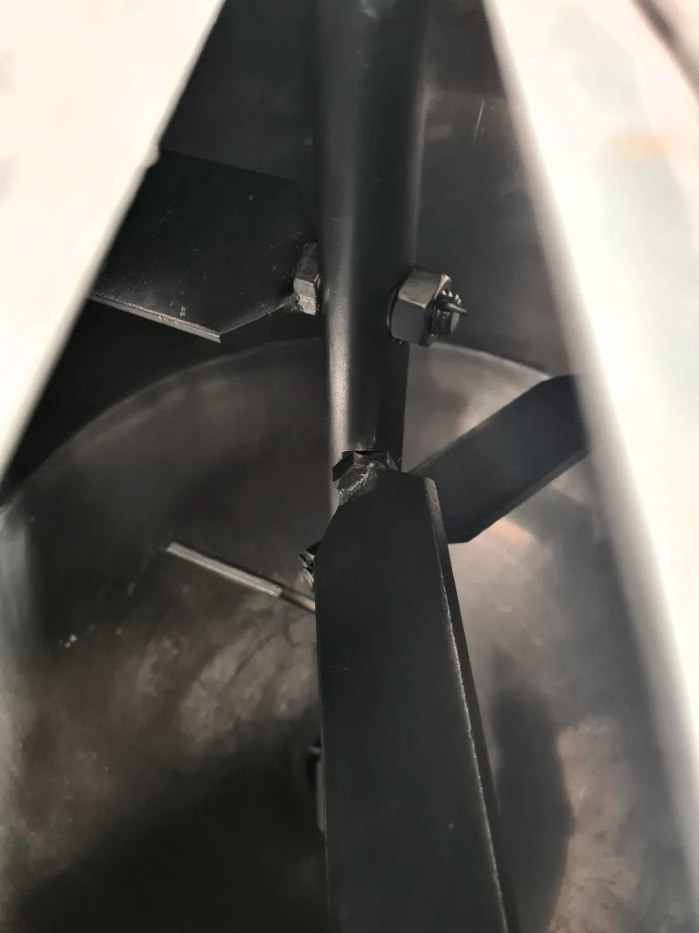 INTUBETTATRICE PER TUBETTI IN PLASTICA – TONAZZI – MOD. COLIBRI 40 - 1
