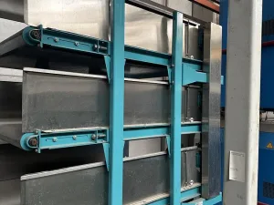 1997 Shuttle Lavatec Cake Buffer Waiting Conveyor