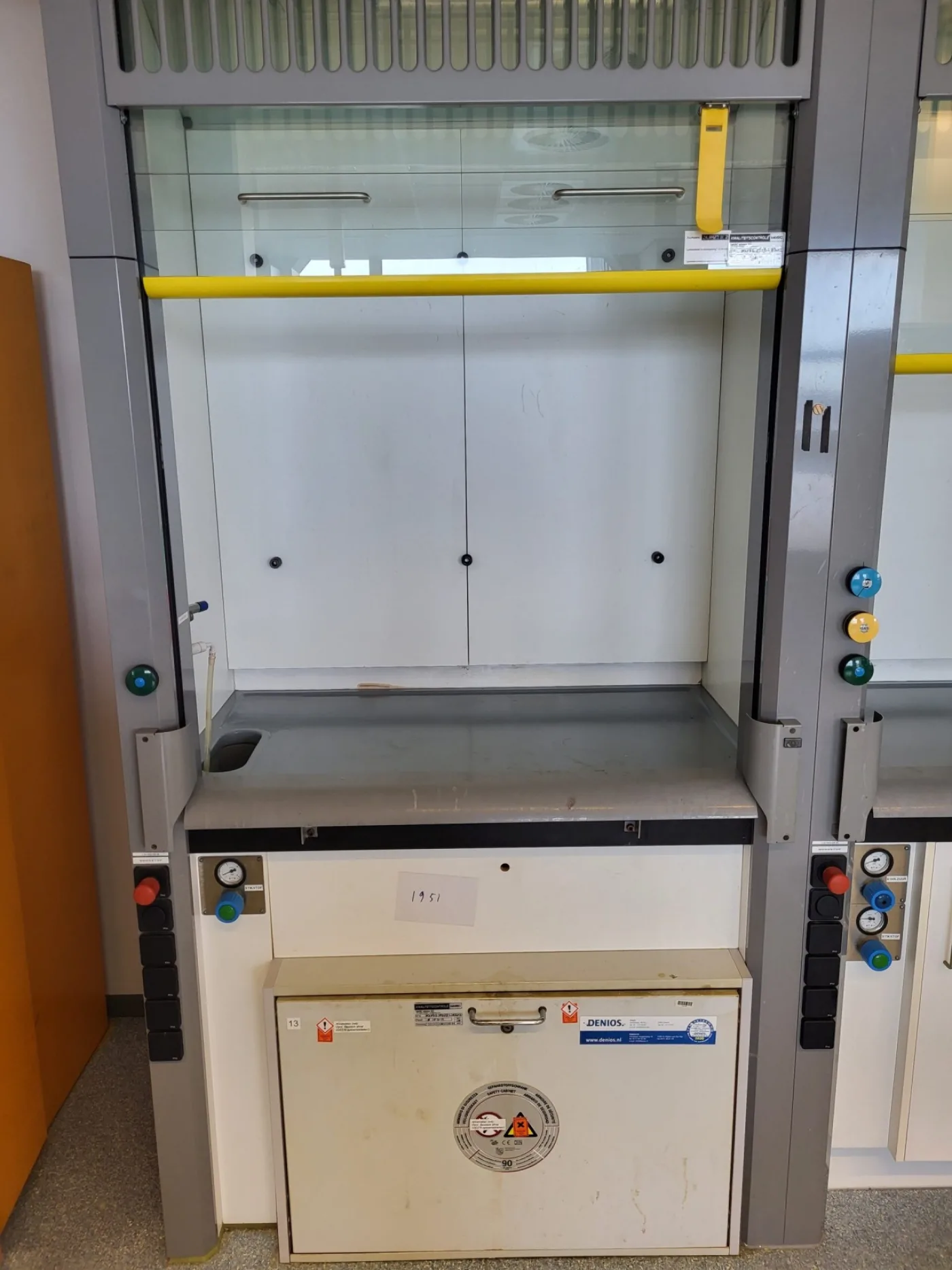 1951 - Used S+B Fumehood (120cm) - 1