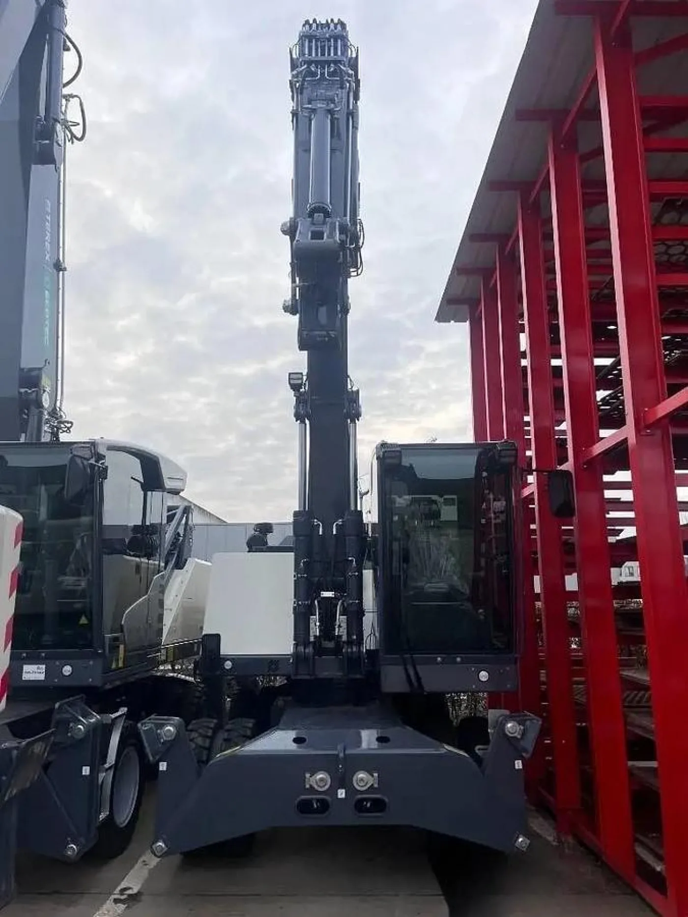 2024 Terex Ecotec TWH 220 Waste Material Handler - 5