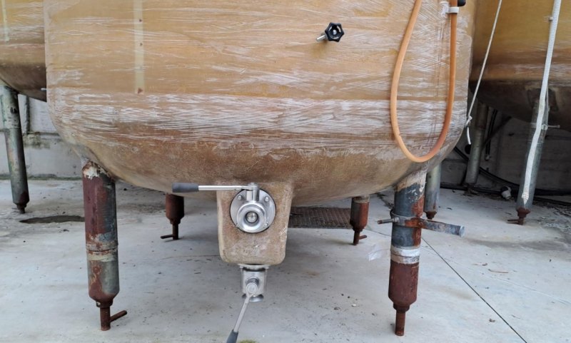 FIBERGLASS TANK VARIABLE CAPACITY FIRM GIMAR, CAPACITY HL 35 ABOUT, SECOND-HAND EQUIPMENTS