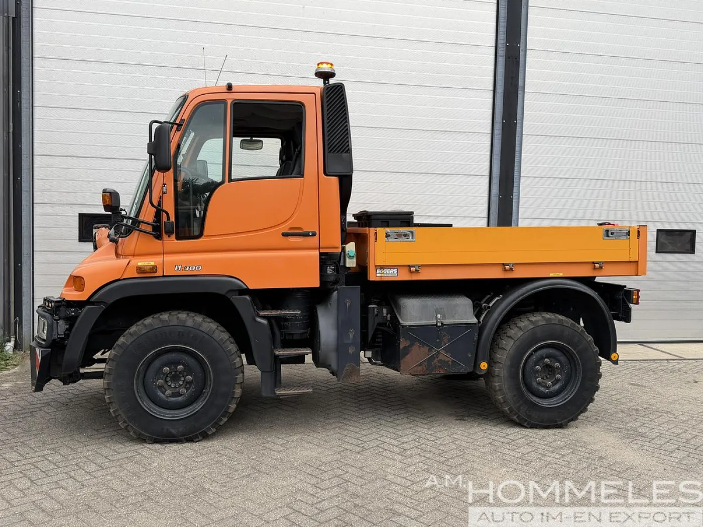 Unimog U300 - 3