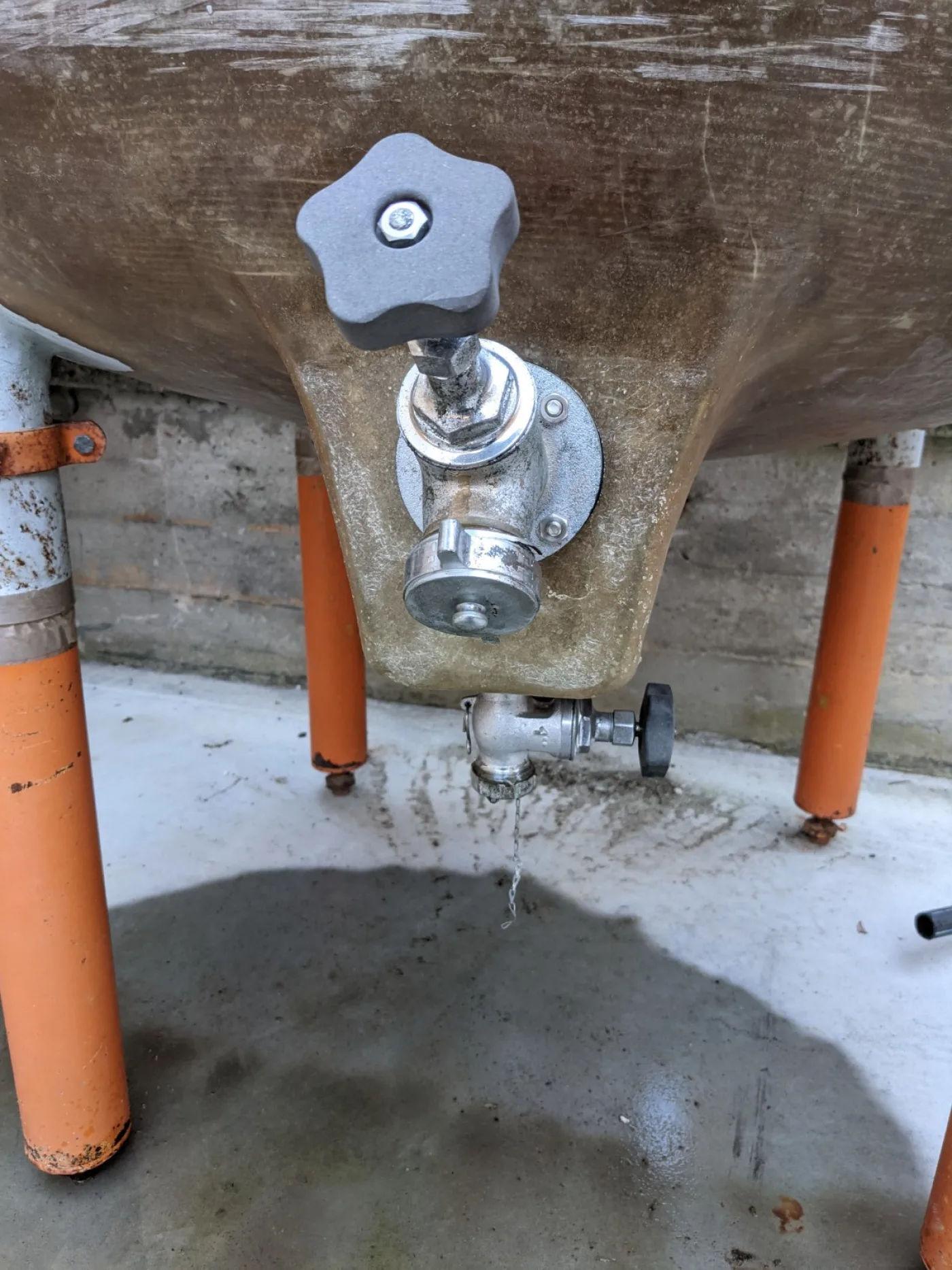 FIBERGLASS TANK VARIABLE CAPACITY FIRM GIMAR, CAPACITY HL 30 ABOUT, SECOND-HAND EQUIPMENTS - 3