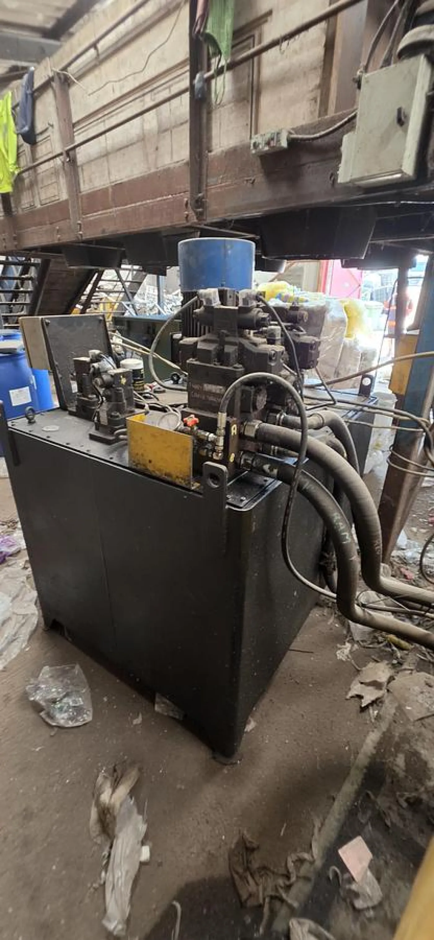Aires Ken Mills Picking Station W/Twin Ram Baler - 8