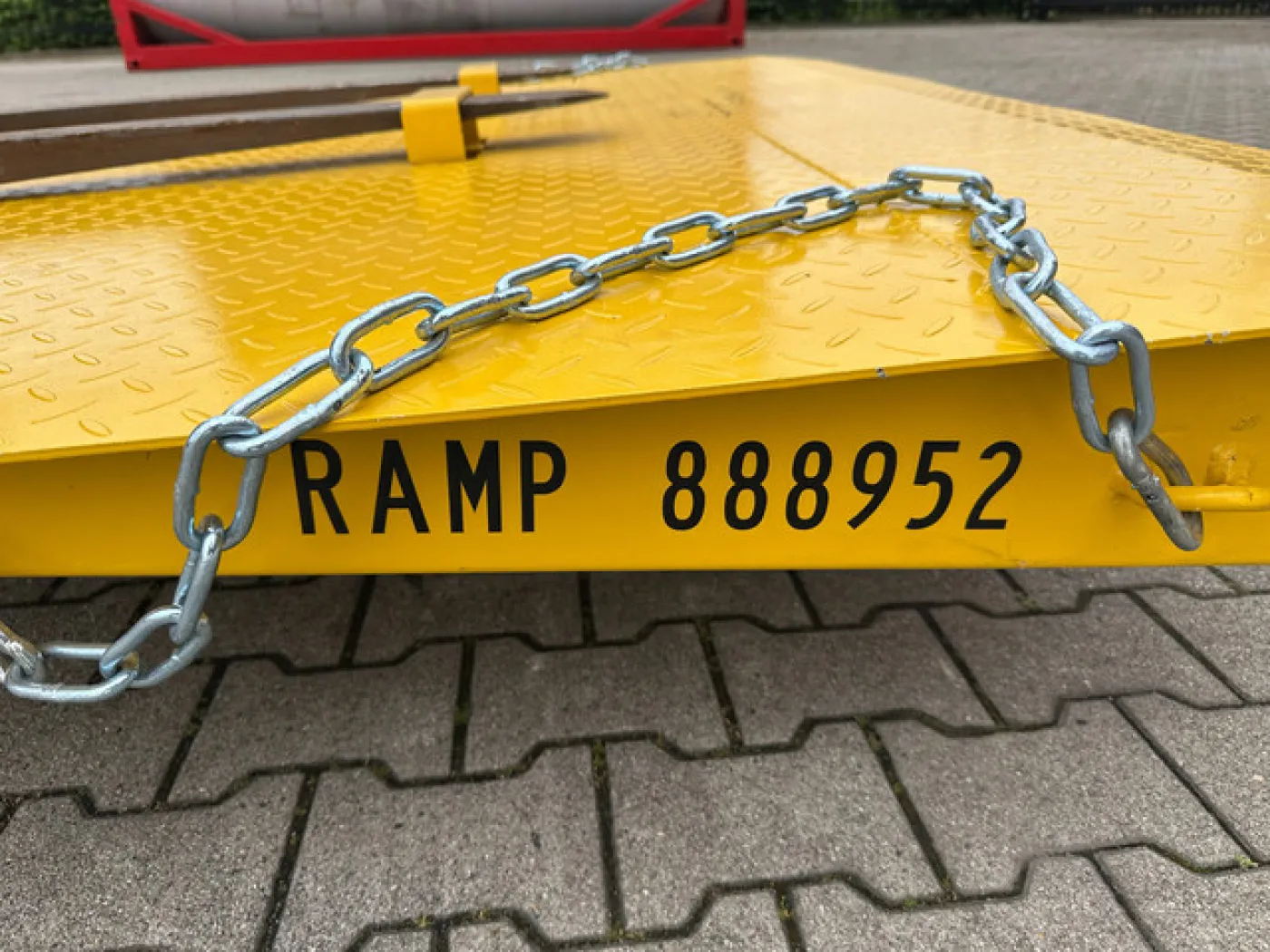 ramp 2m wide / 7.500kg - 8