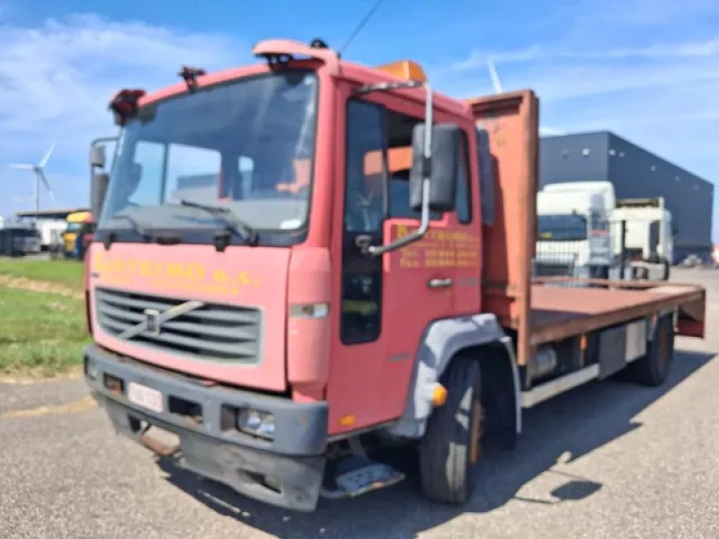 Volvo FL 220 * 8 x Bolts * Airco * Manual *