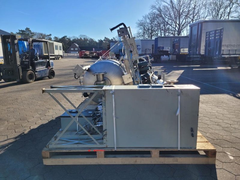 System with tank and cabinets