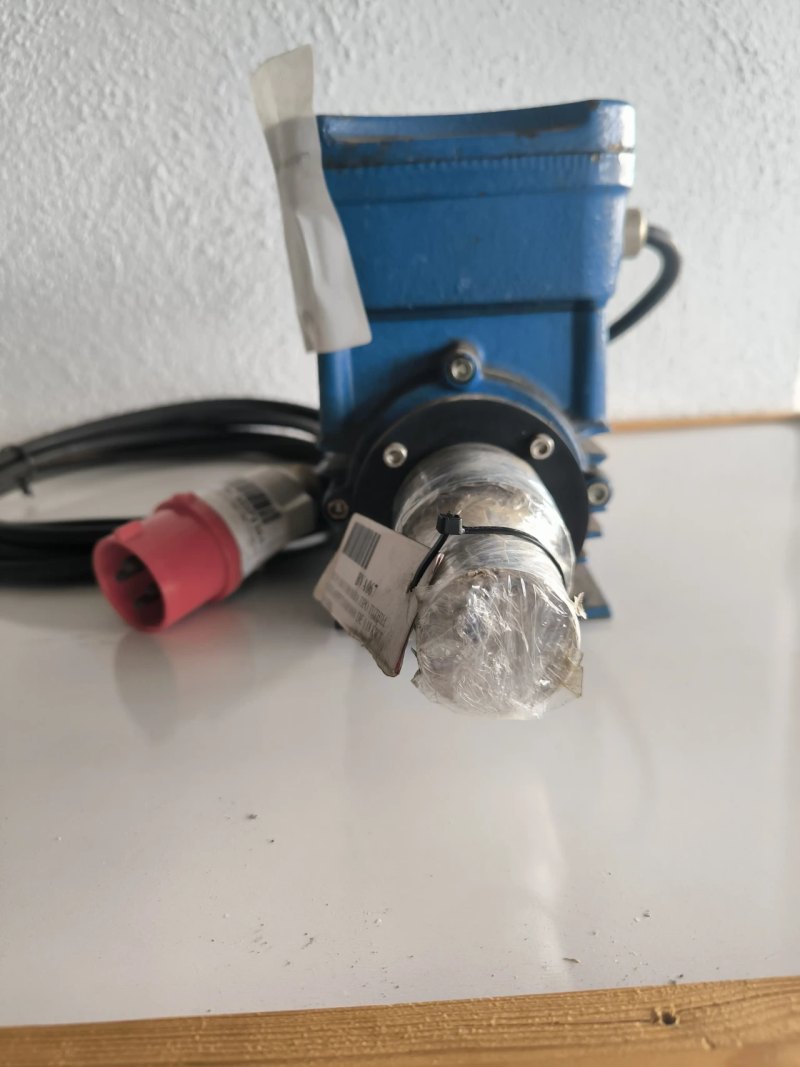 USED TUTHILL TF5500C806 MAGNETIC DRIVE PUMP FLUID TECHNIQUE