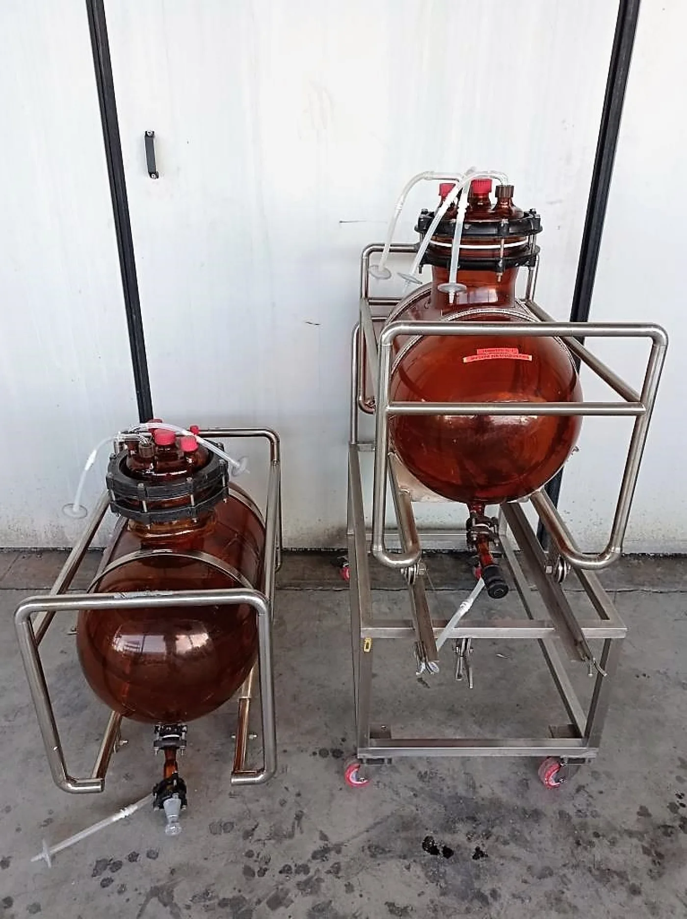 SERBATOIO IN VETRO CARRELLATO – MOD. 100 LT - 1
