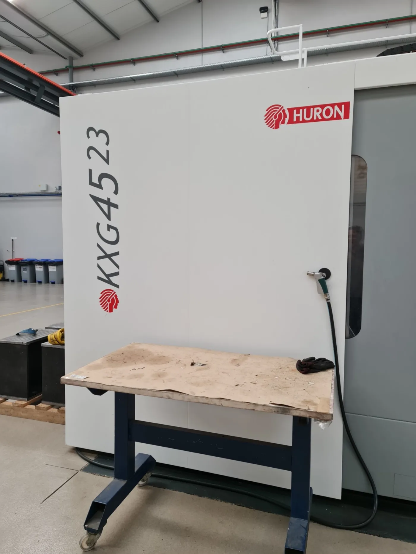 BEARBEITUNGSZENTRUM “HURON” TYP KXG 45-23 - 3