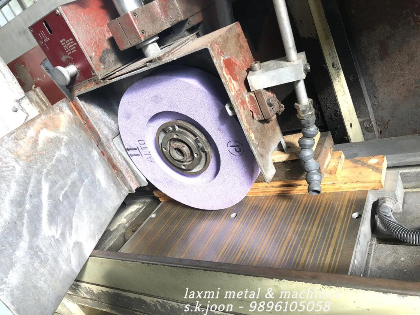 HIGH PRECISION SURFACE GRINDER, CHEVALIER - FSG-1020AD - Laxmi Metal & Machines, Rohtak - 5