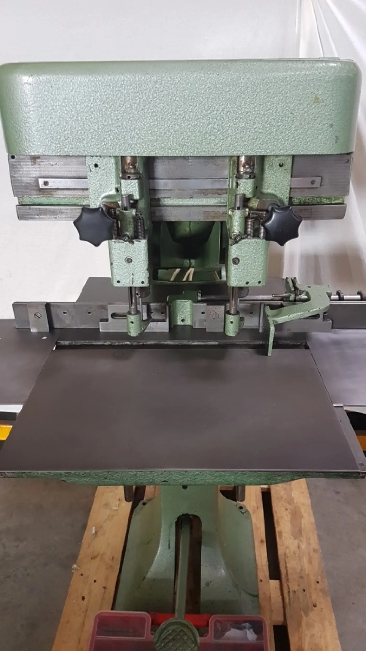 Papierbohrmaschine Hang 106 DT - 3