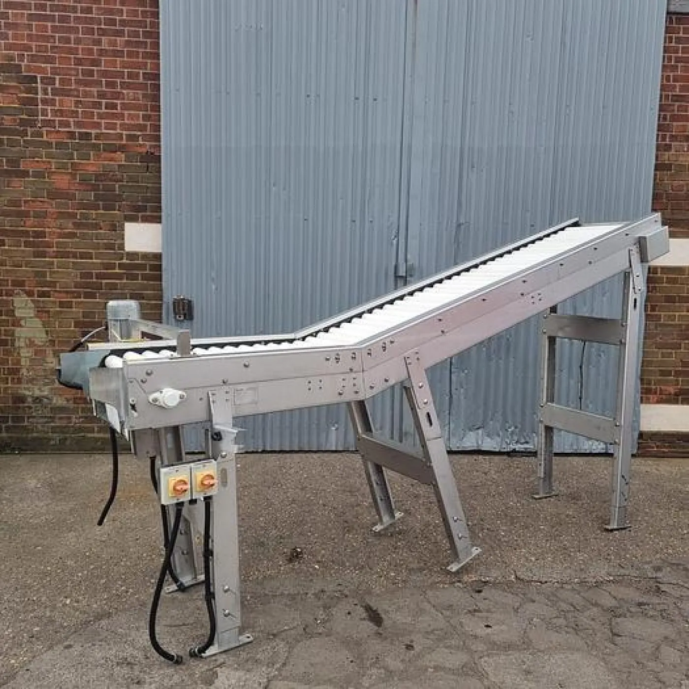 Incline Roller Conveyor - 1