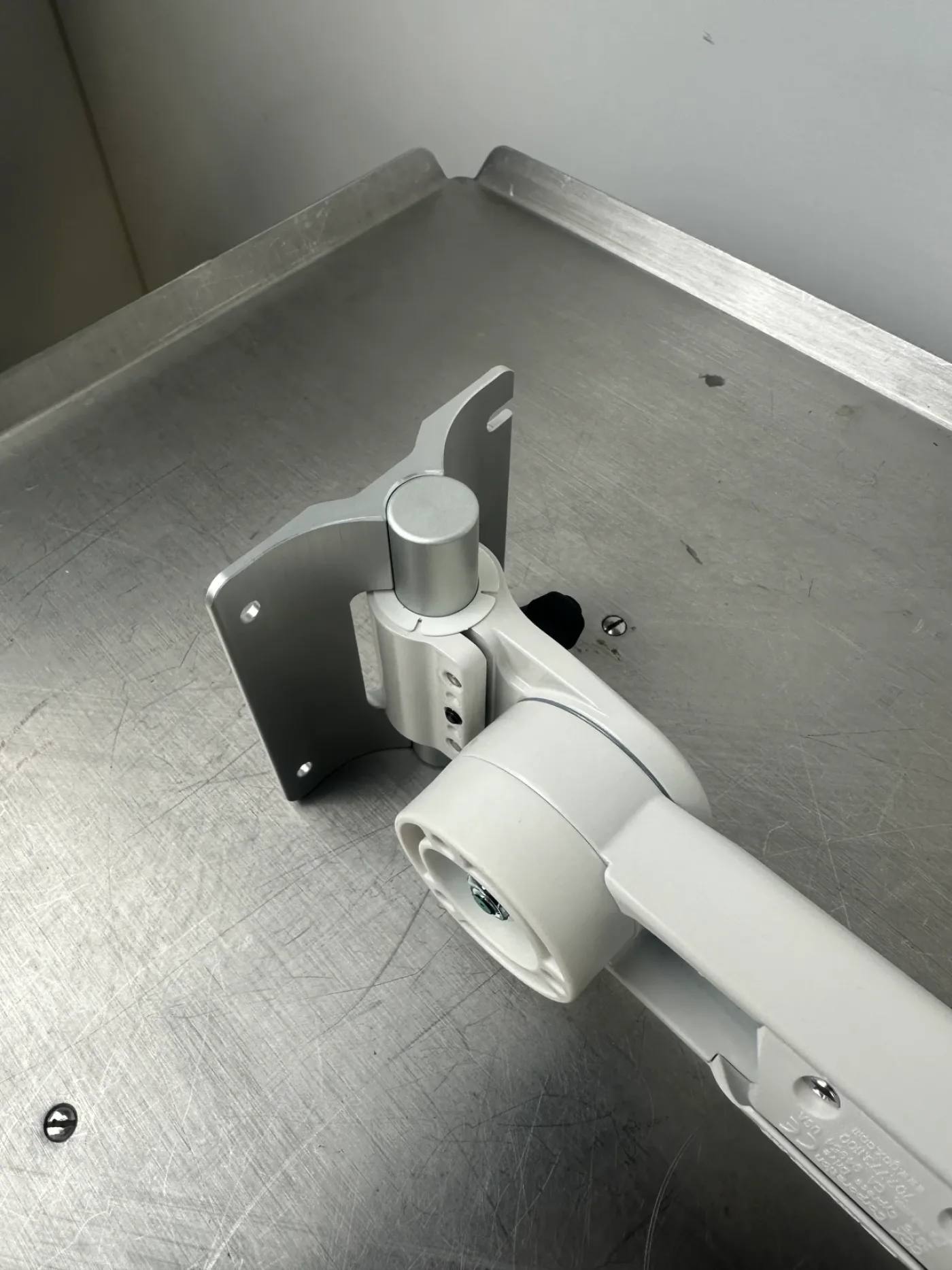Dräger GCX M Series Pivot Arm – 20,3 cm – VESA 75/100 – medizinischer Monitor-Tragarm – Neu - 4