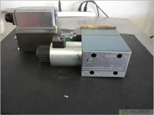 1999 BOSCH 0 811 402 168 AI2983